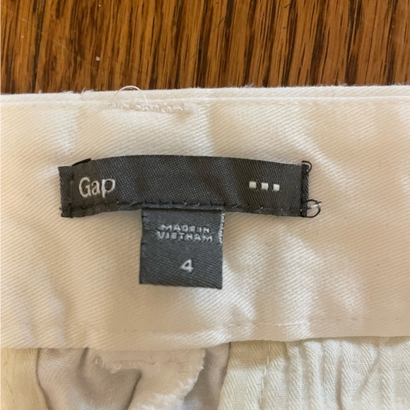 Gap wide leg white chino pants with button fly size 4 - Picture 2 of 5